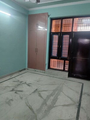 Furnished Amenities in 2 BHK Builder Floor at RWA Apartments Sector 47, Sector 47 – for Rent