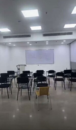  Office Space For Rent in Ambuja Ecospace Business Towers, New Town