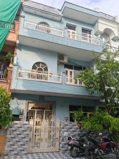 6+ BHK Independent House For Sale in Sector 19