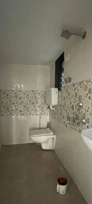Bathroom in 1 BHK Apartment at Vijaya Heights Matunga East, Matunga East – for Sale