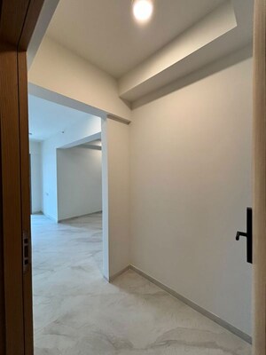 Room in 3 BHK Apartment at Jhamtani Nandan Ace, Balewadi – for Rent