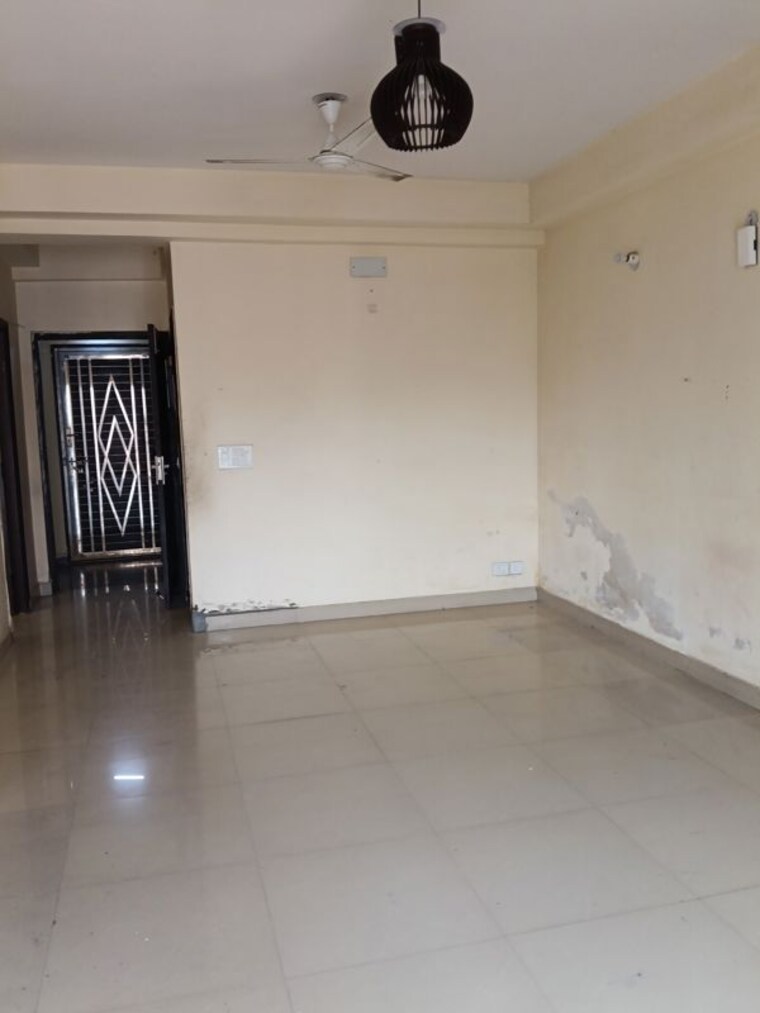 Room, aims-golf-city 3 Bedroom 1550 Sq.Ft. Apartment In Sector 75 Noida 10728743