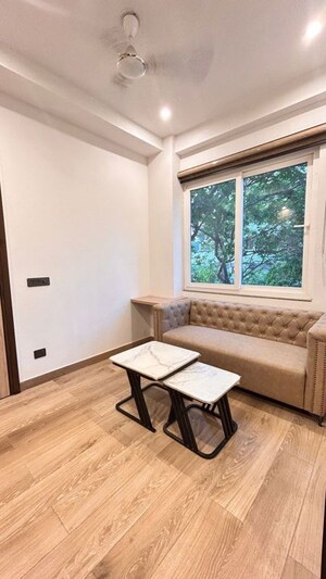 Bedroom in 1 BHK Builder Floor at Sector 56 – for Rent