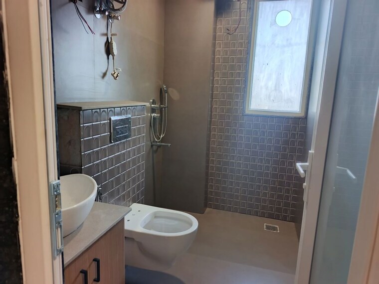 Bathroom, sector 45 1 Bedroom 800 Sq.Ft. Builder Floor In Sector 45 Gurgaon 10728781