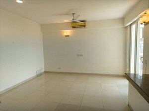 2 BHK Apartment For Rent in Emaar The Palm Drive-Palm Studios, Sector 66
