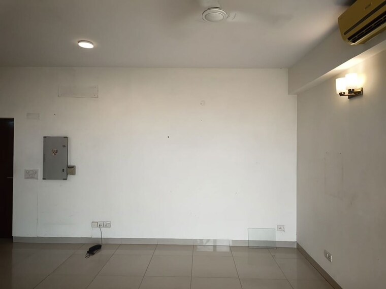 Dinning Area, emaar-the-palm-drive-palm-studios 2 Bedroom 1200 Sq.Ft. Apartment In Sector 66 Gurgaon 10728817