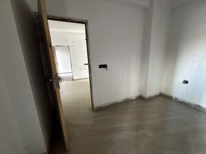 Room in 3 BHK Apartment at Supercity Mayfair Residency Phase II, Tech Zone 4 Greater Noida – for Sale