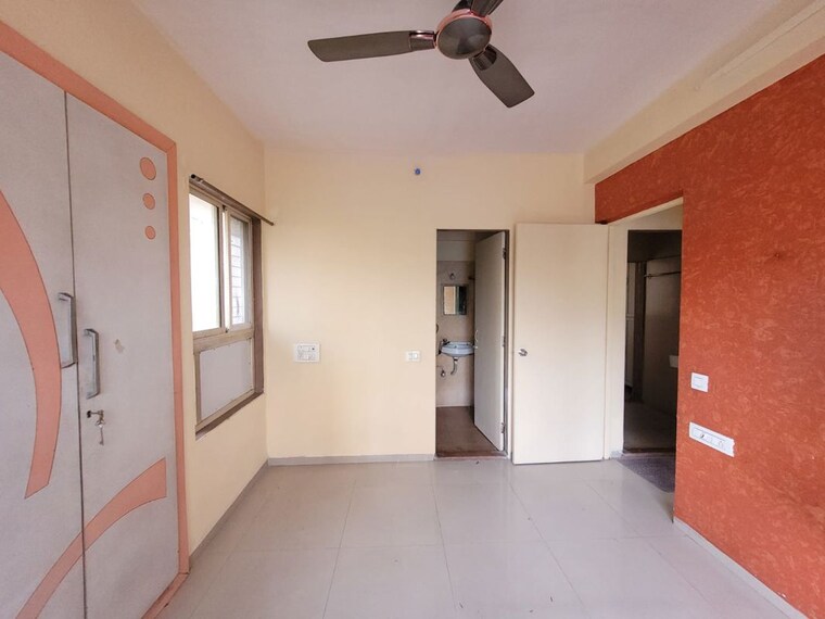 Room, godrej-emerald 3 Bedroom 1033 Sq.Ft. Apartment In Ghodbunder Road Thane 10728877