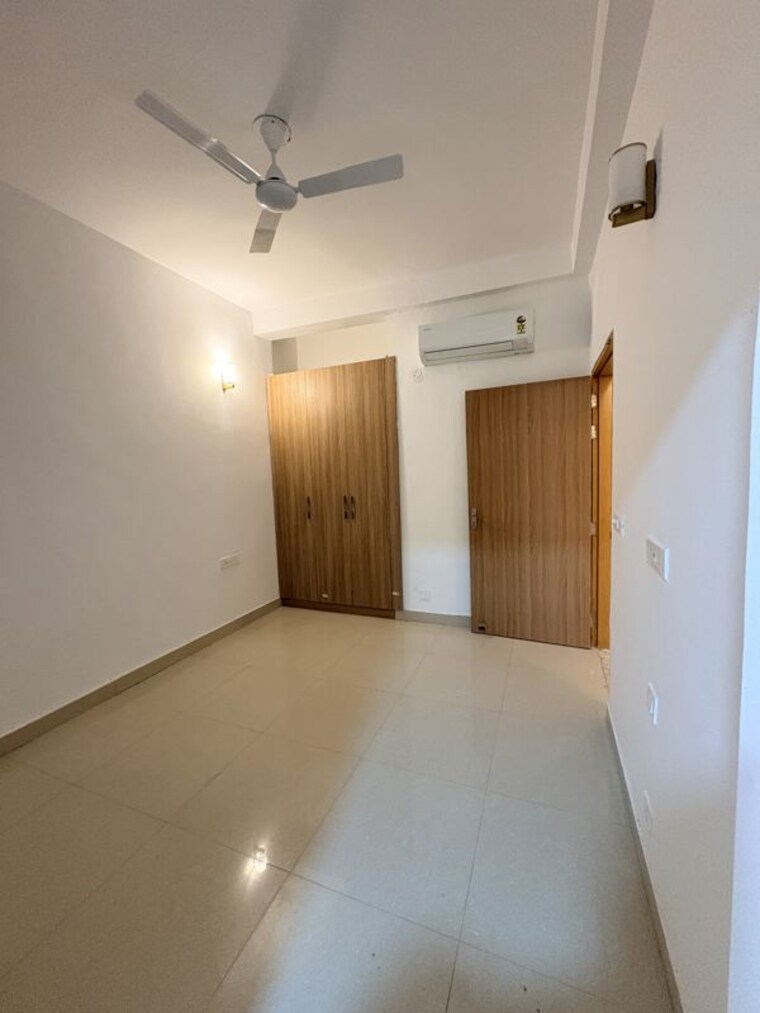 Study Room, ss-linden 4 Bedroom 2700 Sq.Ft. Builder Floor In Sector 84 Gurgaon 10728880