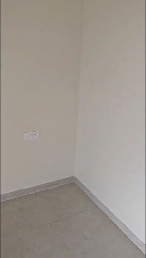 Room in 2 BHK Apartment at Dosti West County Phase 4 Dosti Pine, Balkum Pada – for Sale
