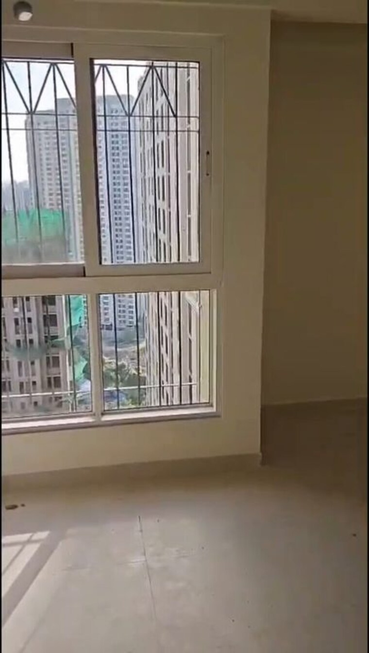 Balcony, dosti-west-county-phase-4-dosti-pine 2 Bedroom 695 Sq.Ft. Apartment In Balkum Pada Thane 10728897