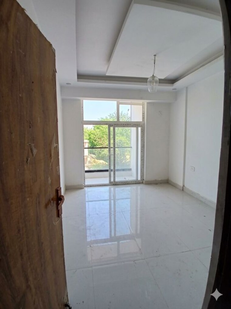 Room, vhr-winsten-park 2 Bedroom 1090 Sq.Ft. Builder Floor In Knowledge Park V Greater Noida Greater Noida 10728904