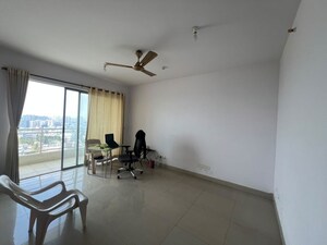 Room in 3 BHK Apartment at Puravankara Elita Promenade, Jp Nagar – for Sale