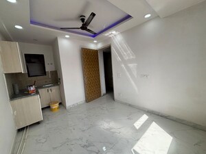 Room in 1 RK Builder Floor at Saket – for Rent