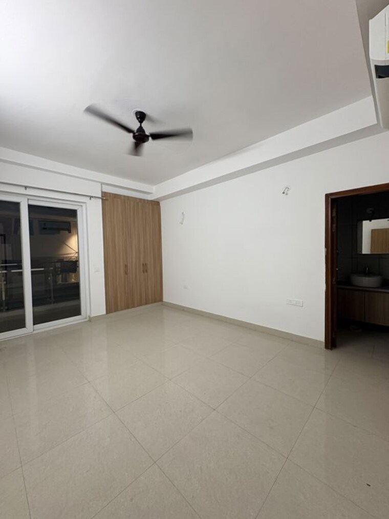 Bedroom, ss-linden 4 Bedroom 2800 Sq.Ft. Builder Floor In Sector 84 Gurgaon 10728987