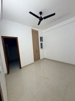 Living Room in 4 BHK Builder Floor at SS Linden, Sector 84 – for Rent