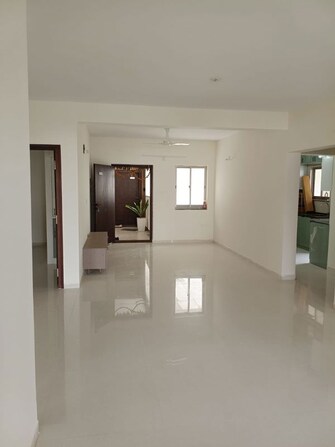 3 BHK +  1935 Sq.Ft. Apartment in Frontline Seven