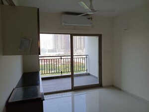 Room in 3 BHK Apartment at Frontline Seven, Kokapet – for Rent