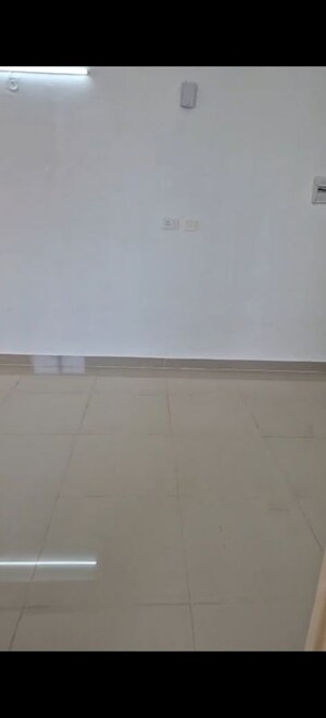 Room in 3 BHK Apartment at Landmark The Homes 81, Sector 81 – for Rent
