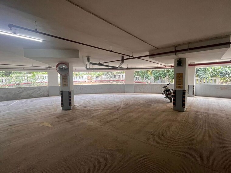  Parking, godrej-emerald 2 Bedroom 1100 Sq.Ft. Apartment In Ghodbunder Road Thane 10729029