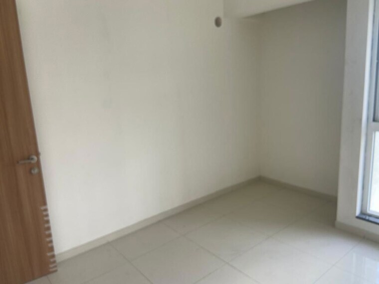 Room, godrej-emerald 2 Bedroom 1100 Sq.Ft. Apartment In Ghodbunder Road Thane 10729029