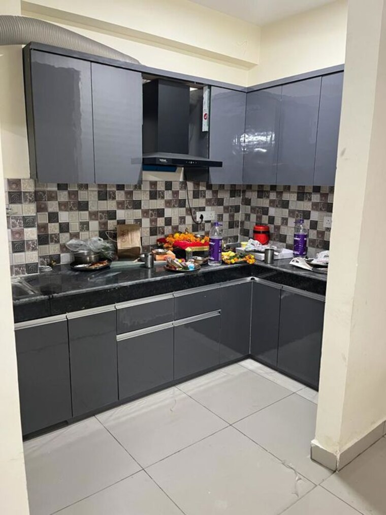 Kitchen, bluemoon-central 2.5 Bedroom 1210 Sq.Ft. Apartment In Raj Nagar Extension Ghaziabad 10729040