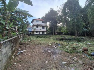   Plot at Thiruvankulam – for Sale