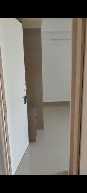 Furnished Amenities in 3 BHK Apartment at Landmark The Homes 81, Sector 81 – for Rent