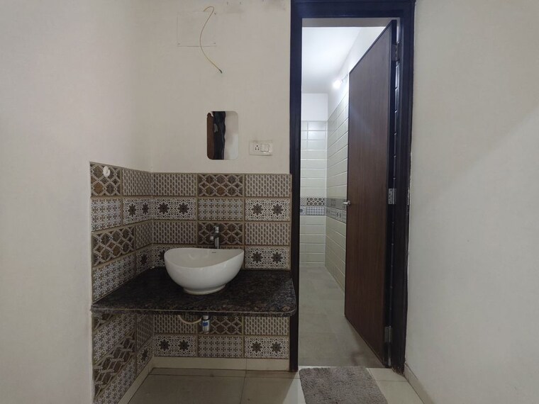 Bathroom, marathon-nexzone-nirvana 2 Bedroom 656 Sq.Ft. Apartment In Palaspe Phata Navi Mumbai 10729058