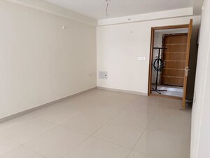 Room in 3 BHK Apartment at ASBL Spectra, Financial District – for Sale