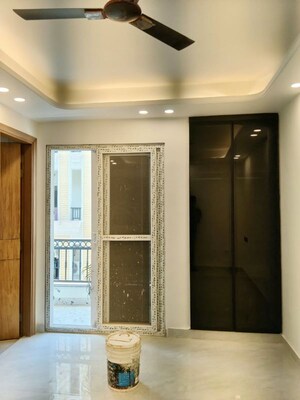 Room in 4 BHK Apartment at Freedom Fighters Enclave – for Rent
