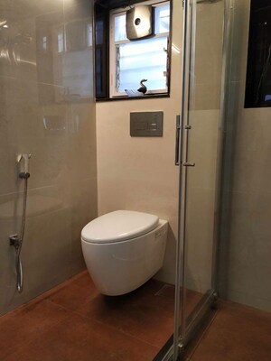 Bathroom in 1 BHK Apartment at Shantiniketan Apartments Matunga, Matunga East – for Rent