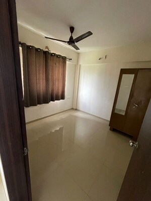 Room in 1 BHK Apartment at Jhamtani Ace Aurum, Ravet – for Rent