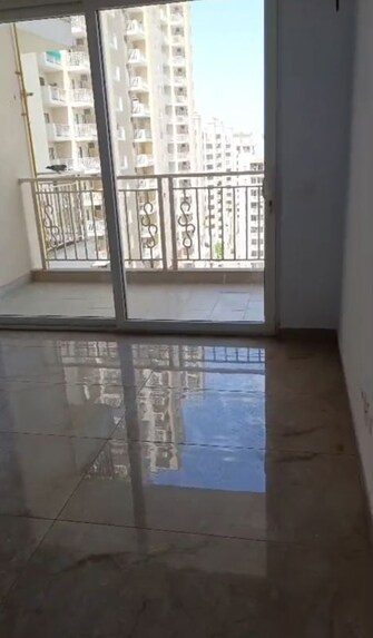 3 BHK +  2025 Sq.Ft. Apartment in Emaar Palm Heights