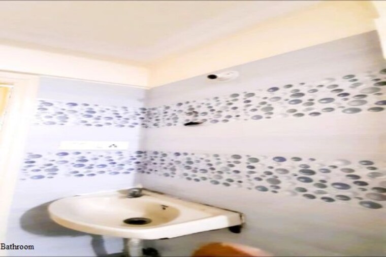 Bathroom, akash-pooja-garden 1 Bedroom 644 Sq.Ft. Apartment In Wadegaon Pune 10729187