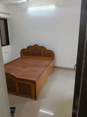 2 BHK Apartment For Rent in Madhav Palacia, Ghodbunder Road