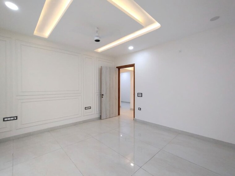 Room, vasant kunj 4 Bedroom 2200 Sq.Ft. Apartment In Vasant Kunj Delhi 10729196