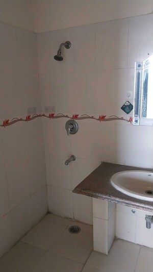 Bathroom in 3 BHK Builder Floor at Sector 21 – for Rent
