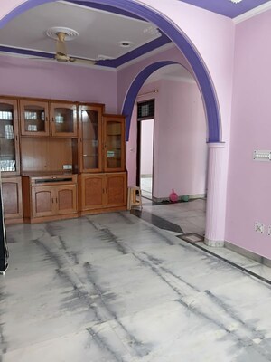 Furnished Amenities in 6 BHK Independent House at Sector 29 – for Sale