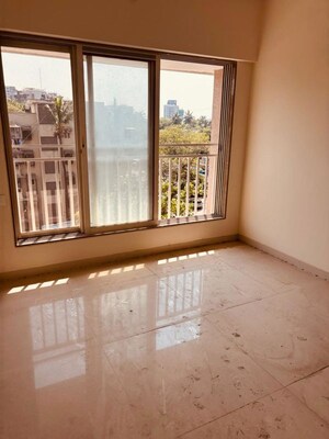 Room in 1 BHK Apartment at Je And Vee Shiv Krupa, Malad East – for Rent