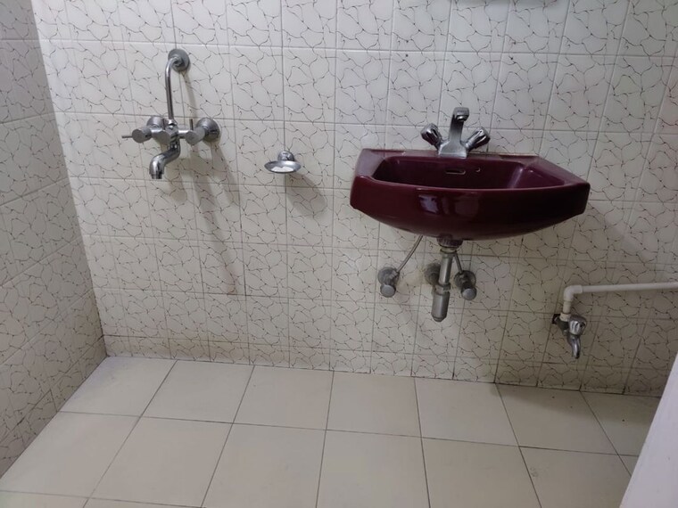 Bathroom, eminent-spaces-aura-solis 2 Bedroom 1088 Sq.Ft. Apartment In Wanwadi Pune 10729213