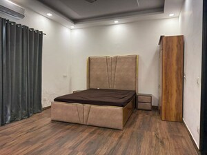 Bedroom in 4 BHK Builder Floor at Sector 56 – for Rent