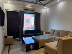 4 BHK Builder Floor For Rent in Sector 56