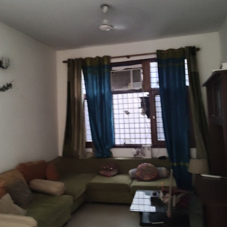 Living Room, ardee-city 3 Bedroom 1560 Sq.Ft. Builder Floor In Sector 52 Gurgaon 10729229