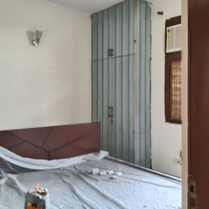Bathroom in 3 BHK Builder Floor at Ardee City, Sector 52 – for Rent