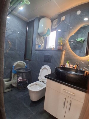 Living Room in 2 BHK Builder Floor at Sector 48 – for Rent