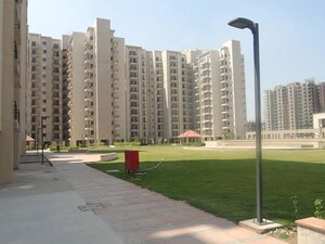 3 BHK Apartment – Exterior View View at Umang Summer Palms, Sector 86 - for Rent