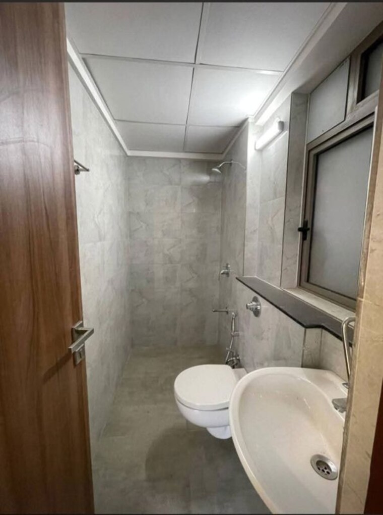 Bathroom, chakala Pg For Girls In Chakala 10729208