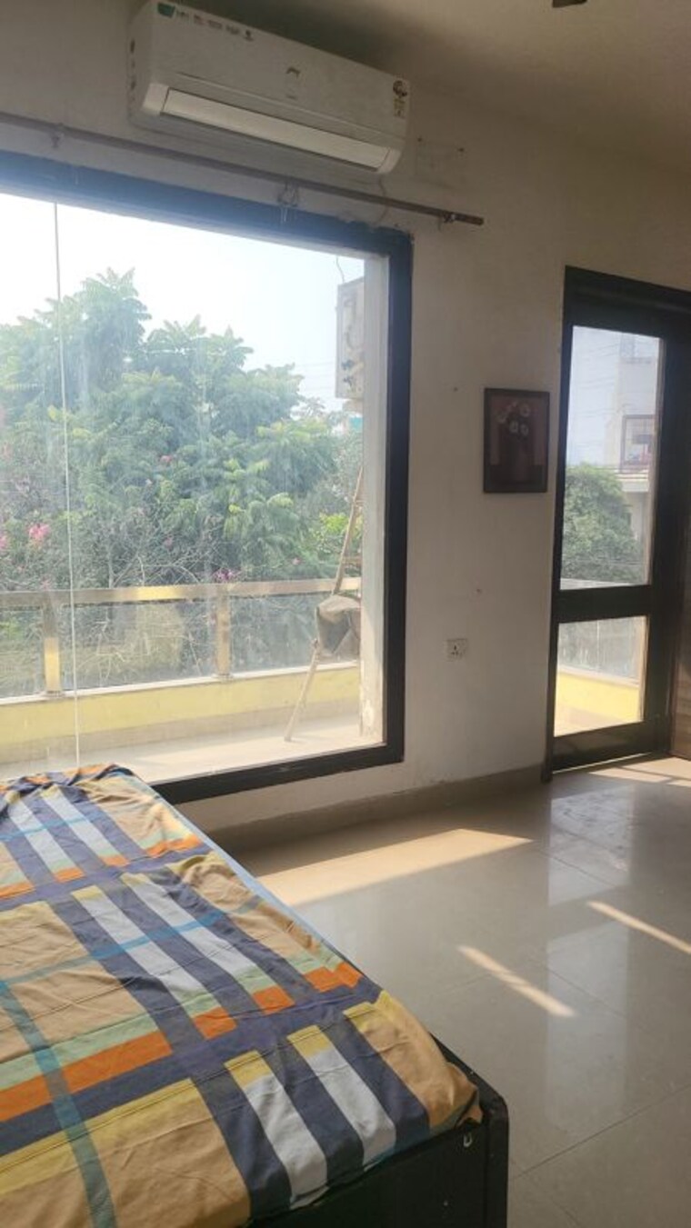 Balcony, vipul-world-floors 3 Bedroom 1900 Sq.Ft. Builder Floor In Sector 48 Gurgaon 10729244