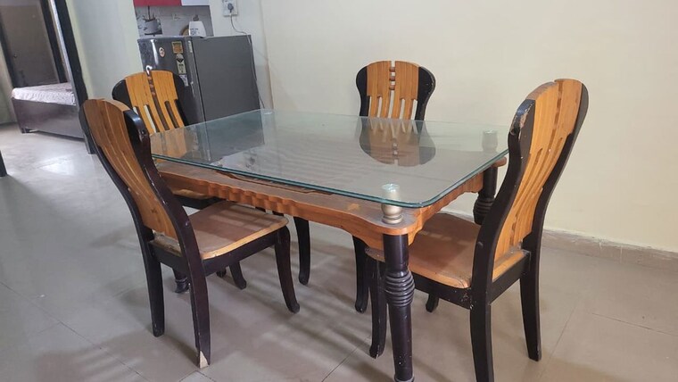 Team Area, vipul-world-floors 3 Bedroom 1900 Sq.Ft. Builder Floor In Sector 48 Gurgaon 10729244
